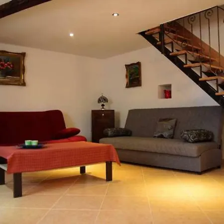 בית נופש Casa Eufemia