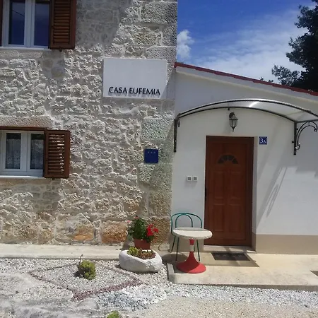 Casa Eufemia Holiday home Marasi