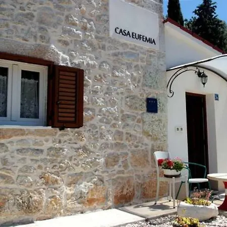 Casa Eufemia Holiday home